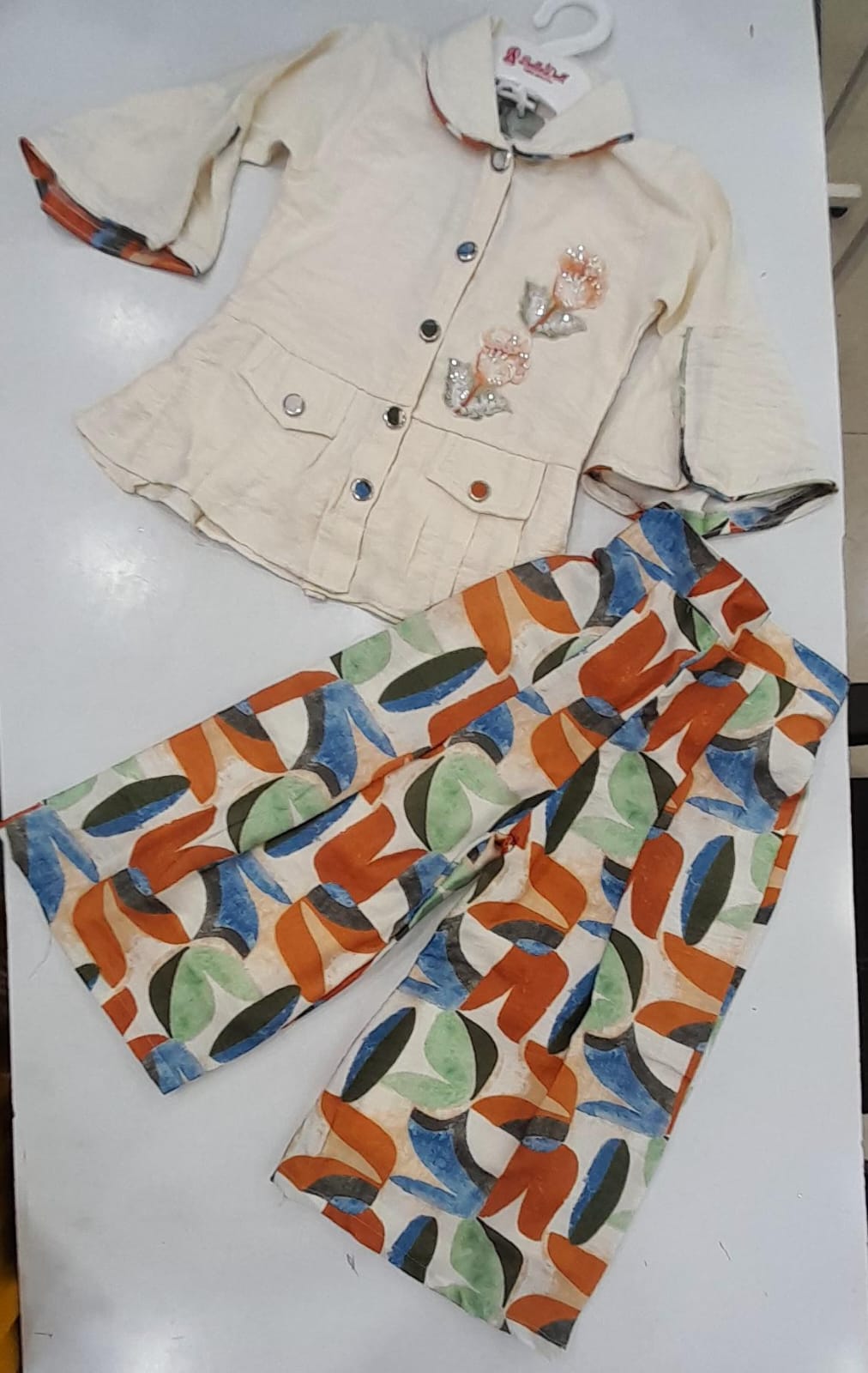 Girls Cream Floral Appliqué Jacket & Multicolour Abstract Print Wide-Leg Pants Set