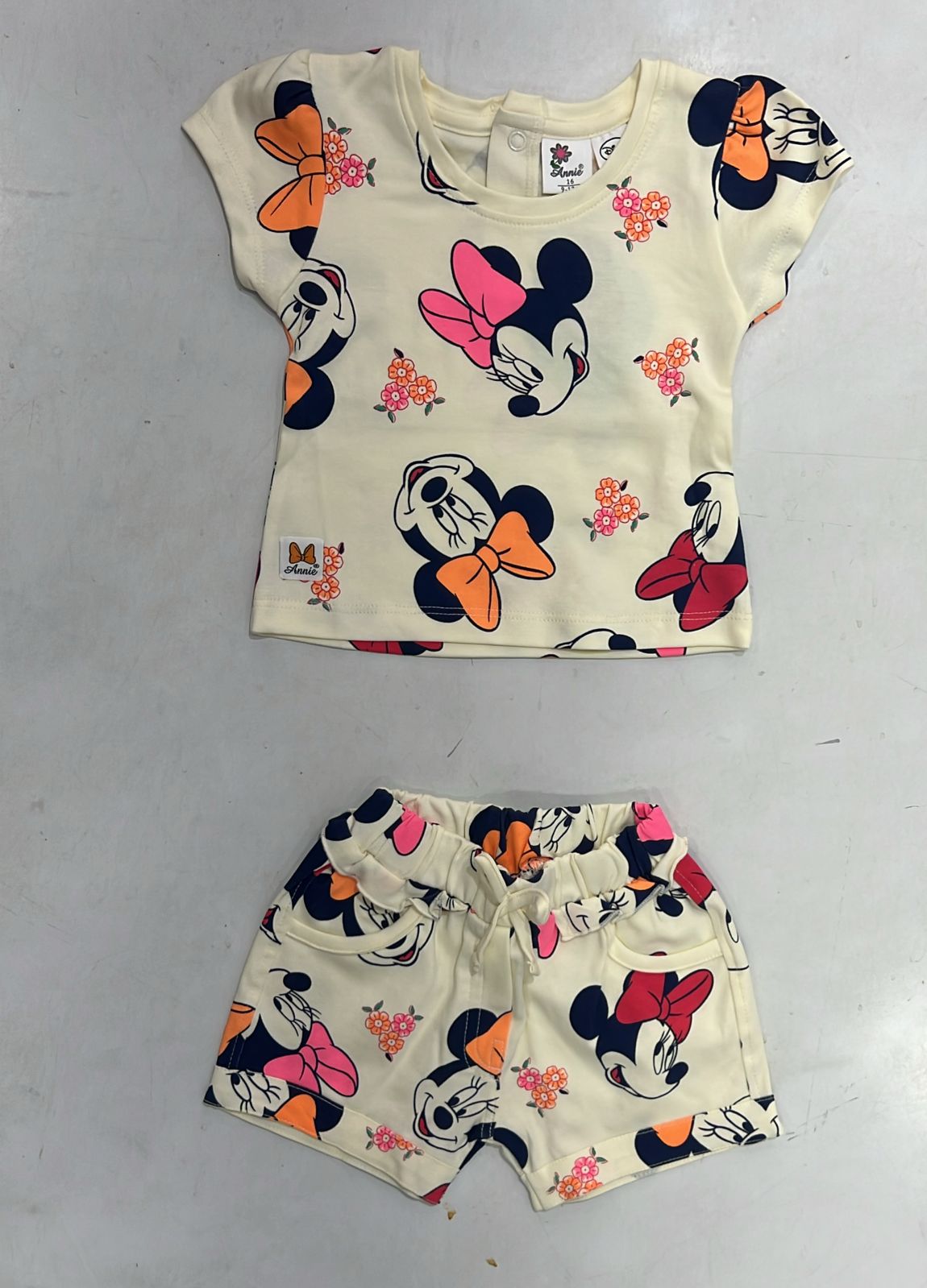 Minnie Mouse All-Over Print Tee & Shorts Set