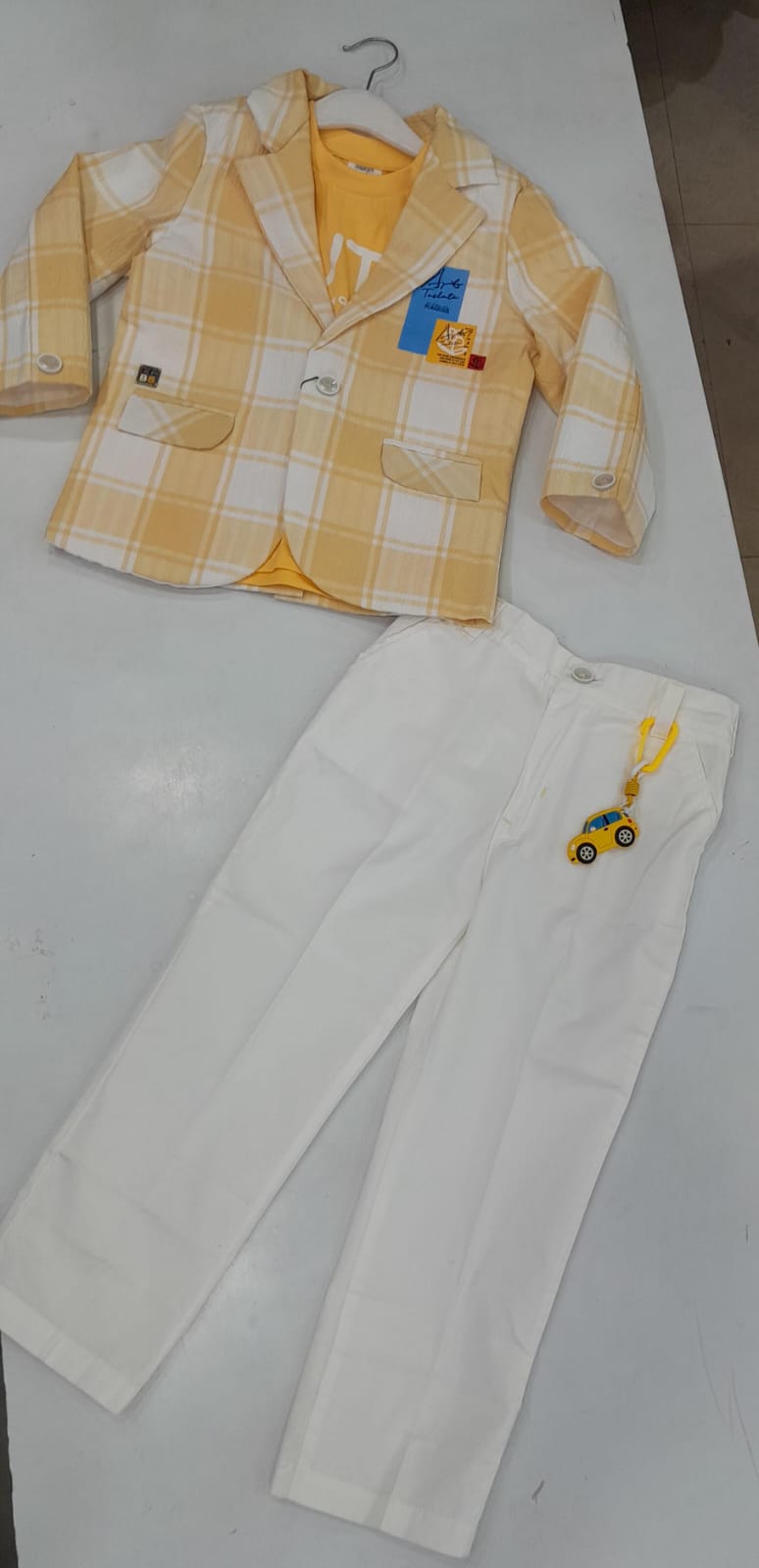 Boys Yellow Check Blazer & White Pants Set – 2240